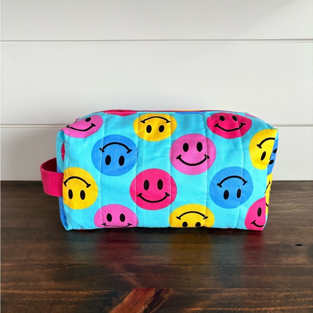 Handmade Smiley Face Cosmetic Make Up Bag Sz OS
